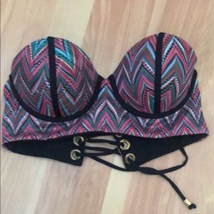 Beach Bunny Strapless Swim Top. Brand New